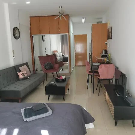 Flat111-adults Only Limassol