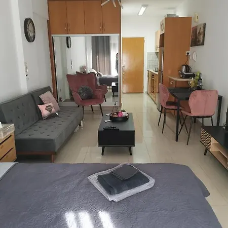 Flat111-adults Only Limassol