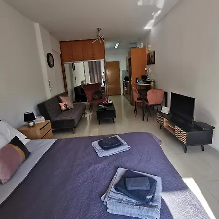 Flat111-adults Only Limassol